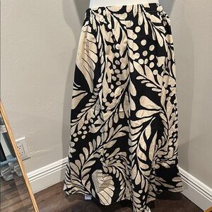 H&M Black and Cream Women's Skirt